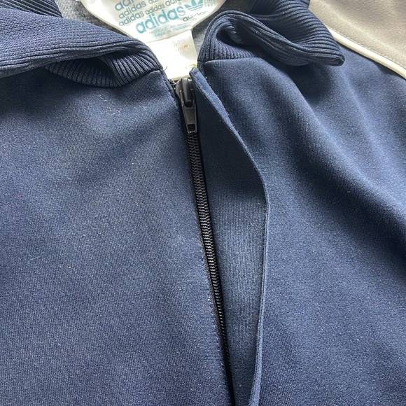 Adidas Vintage 80s 1/2Zip Pullover - Blue and Grey, Size Medium - Picture 8 of 8